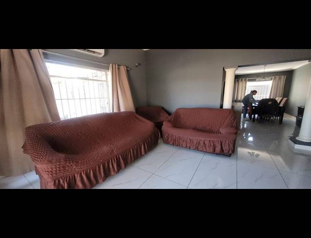 4 BEDROOM HOUSE FOR SALE IN BRACKENDOWNS